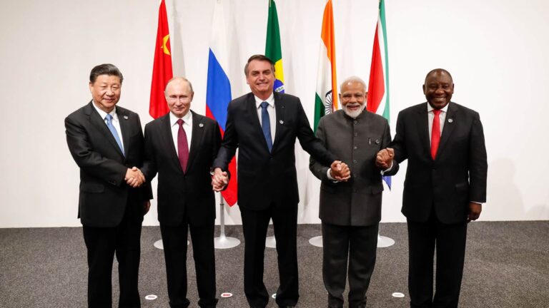 BRICS έτοιμες προς απογείωση...;
