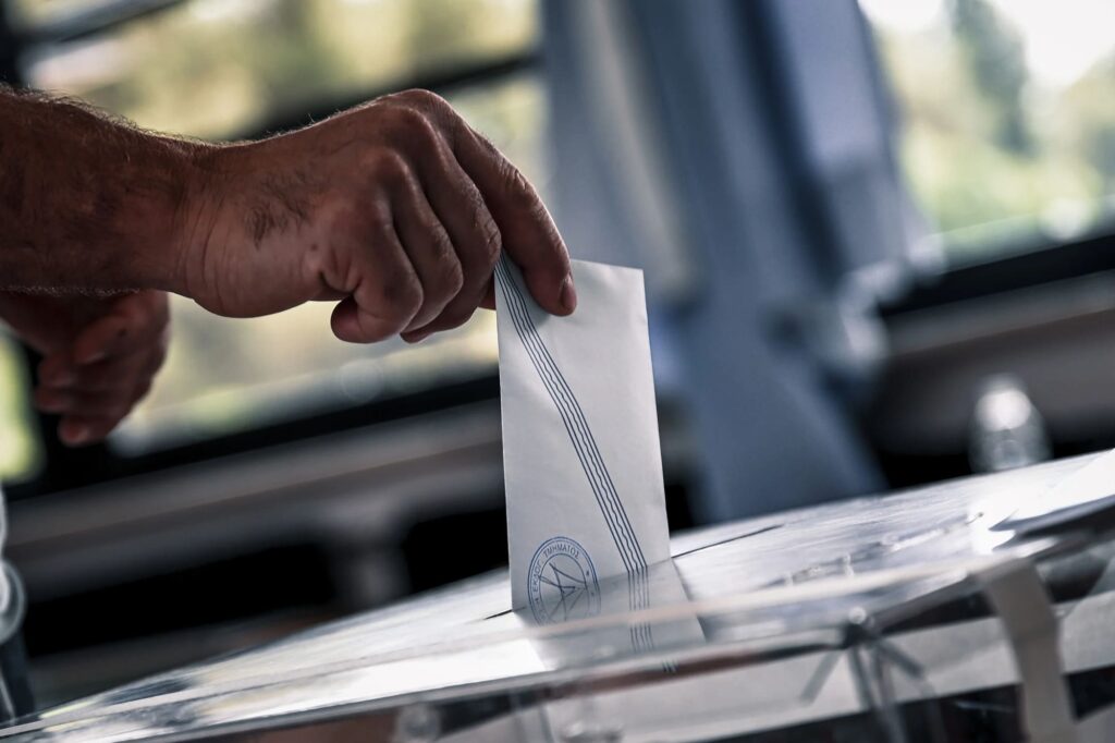 Εκλογές 2023: Η έκπτωση των «πολιτικών» ηθών και αξιών